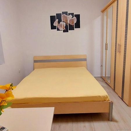 Amore 2- New Apartment In Top Center Varna Exterior foto
